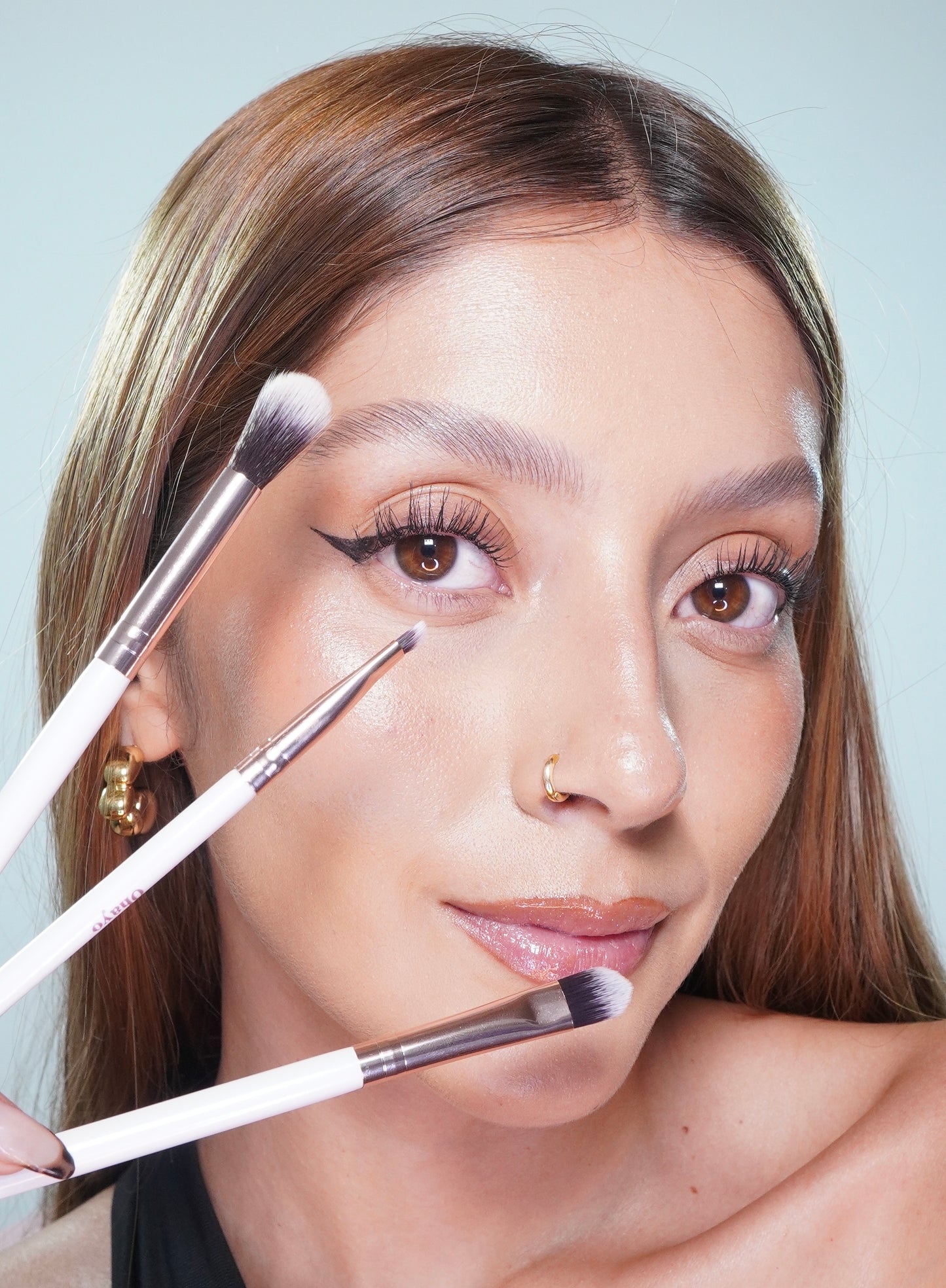 Kit de brochas Basic But Essential X7