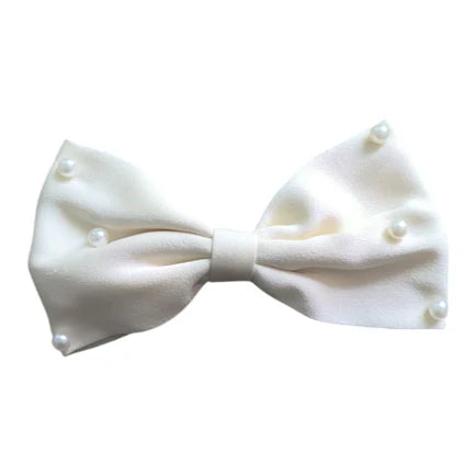 Moño con Perlas: Elegancia y Sofisticación para Tu Peinado